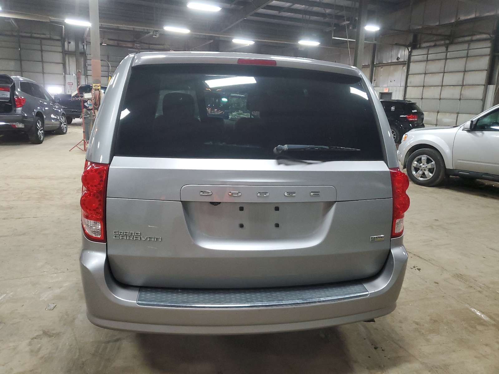 2015 Dodge Grand Caravan Se vin: 2C4RDGBG8FR563861