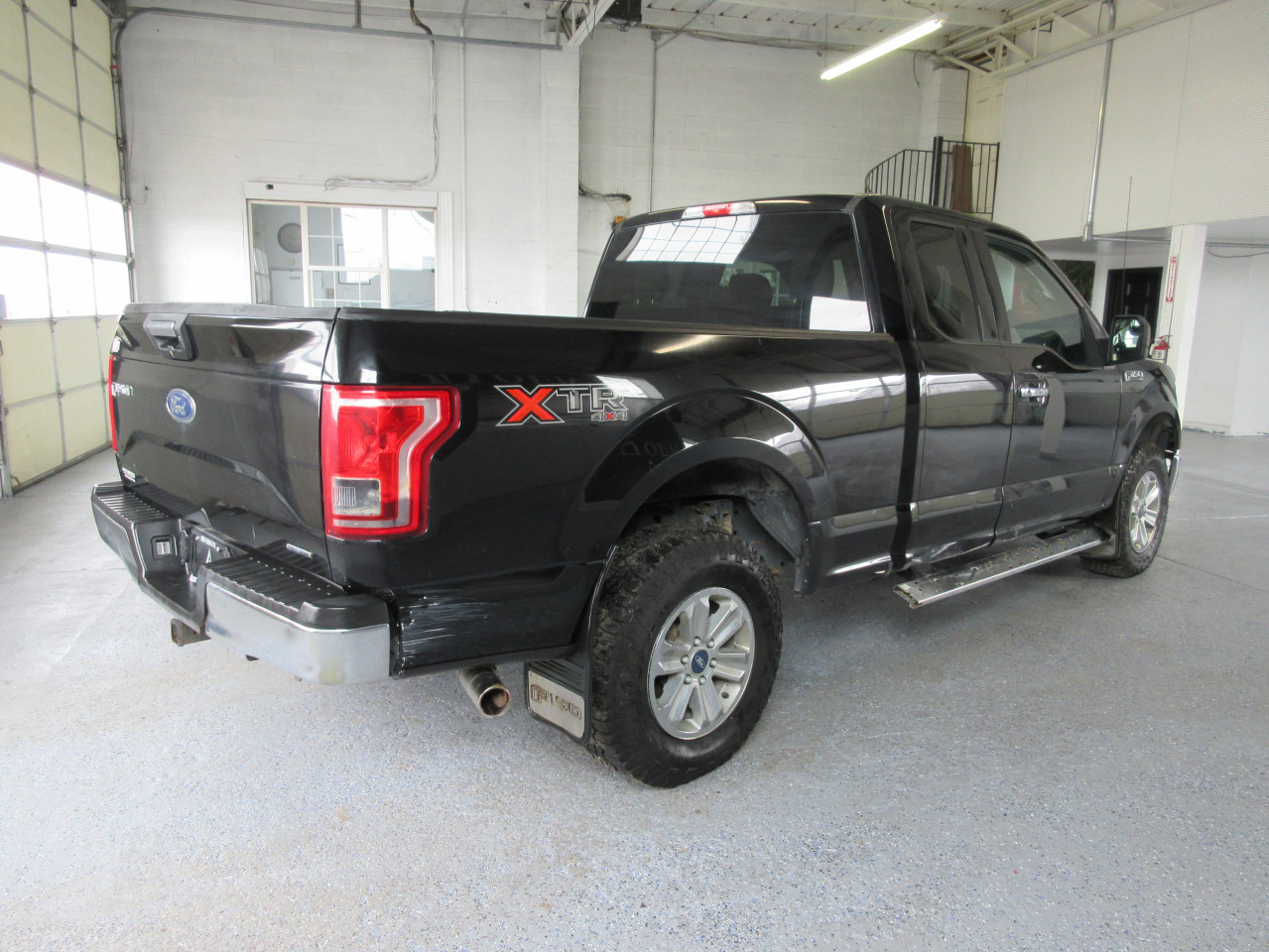 2016 Ford F150 Super Cab vin: 1FTFX1EF4GFC61891