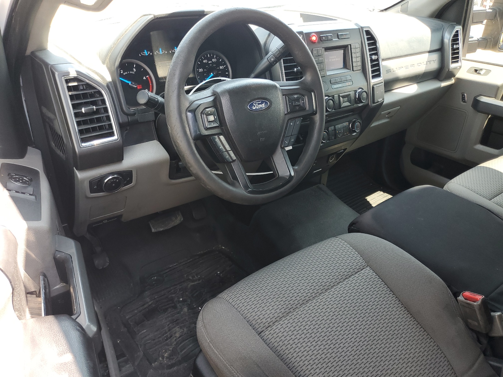 1FDUF5GT3HEC48234 2017 Ford F550 Super Duty