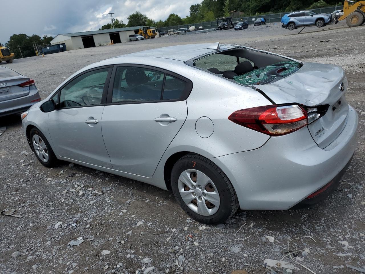2017 Kia Forte - Image 2