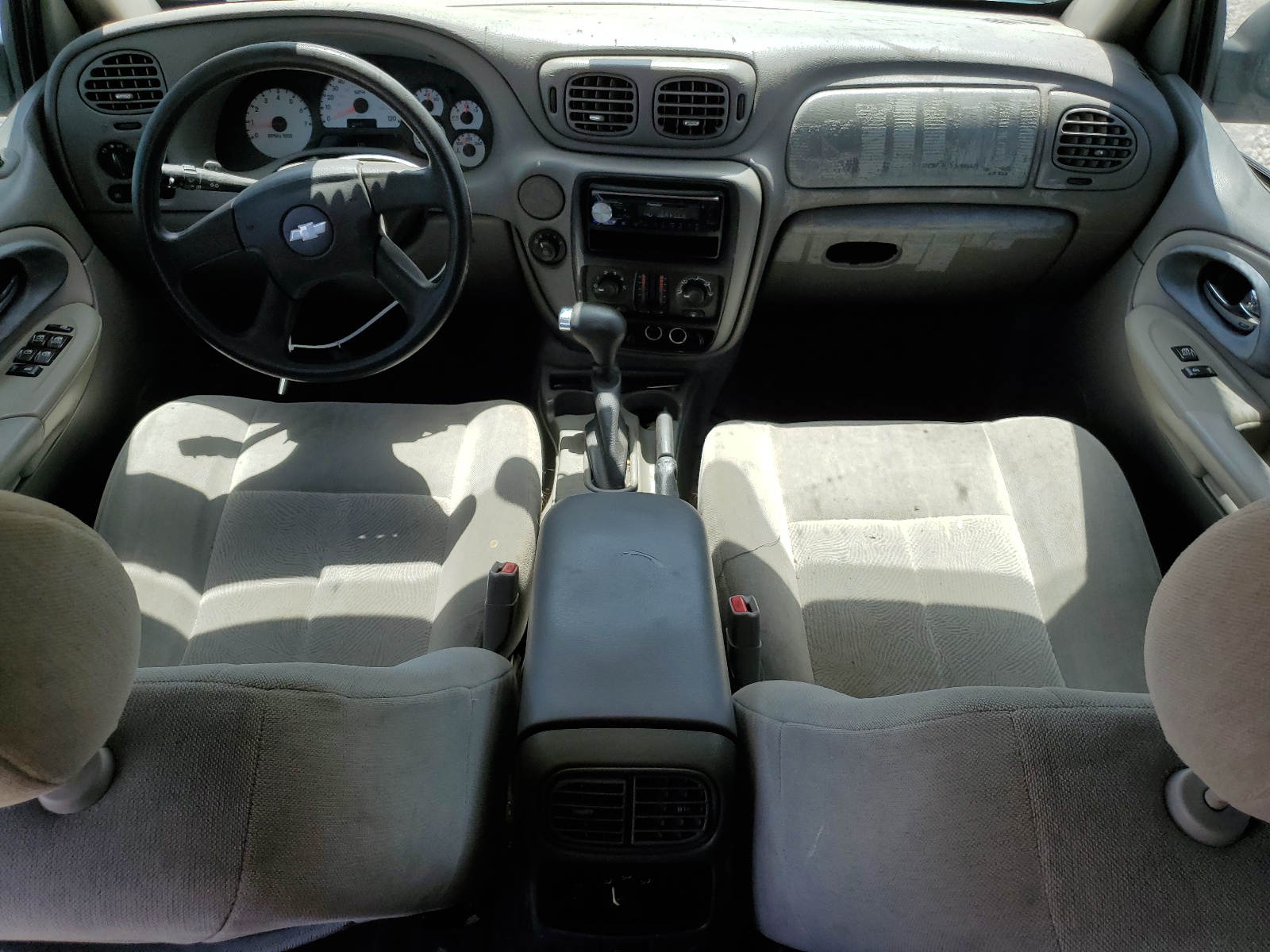 1GNDS13S352148189 2005 Chevrolet Trailblazer Ls