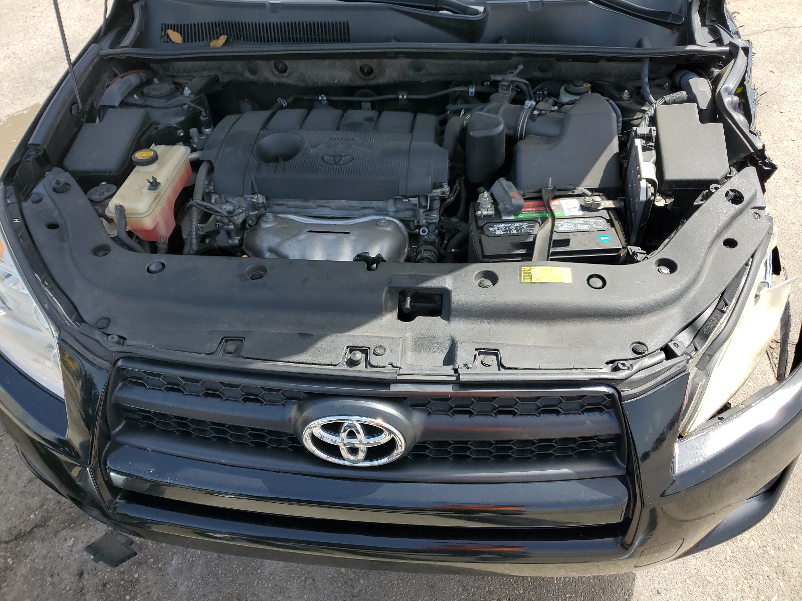 2012 Toyota Rav4 vin: JTMZF4DV1CD032021