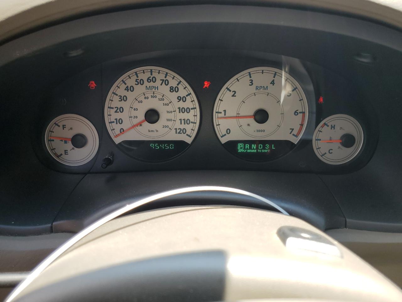 2005 Chrysler Town & Country Touring VIN: 2C4GP54L65R395665 Lot: 63092474