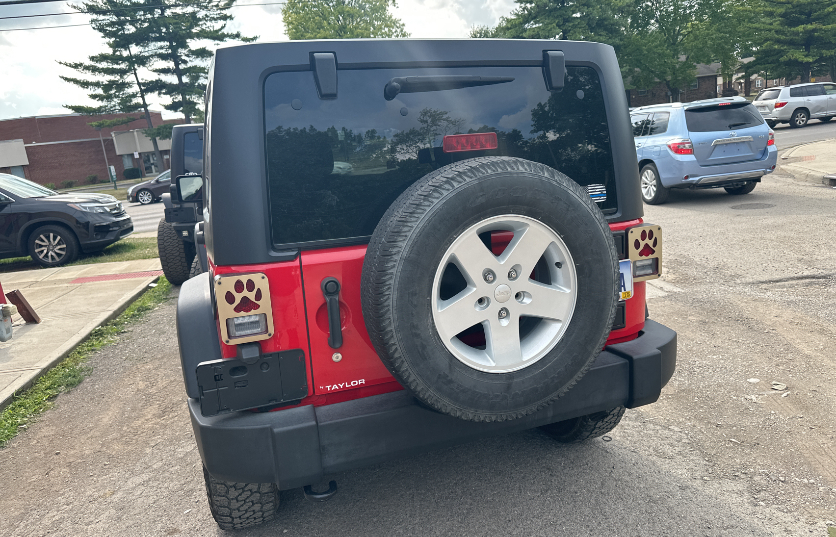 2017 Jeep Wrangler Unlimited Sport vin: 1C4BJWDG9HL502919