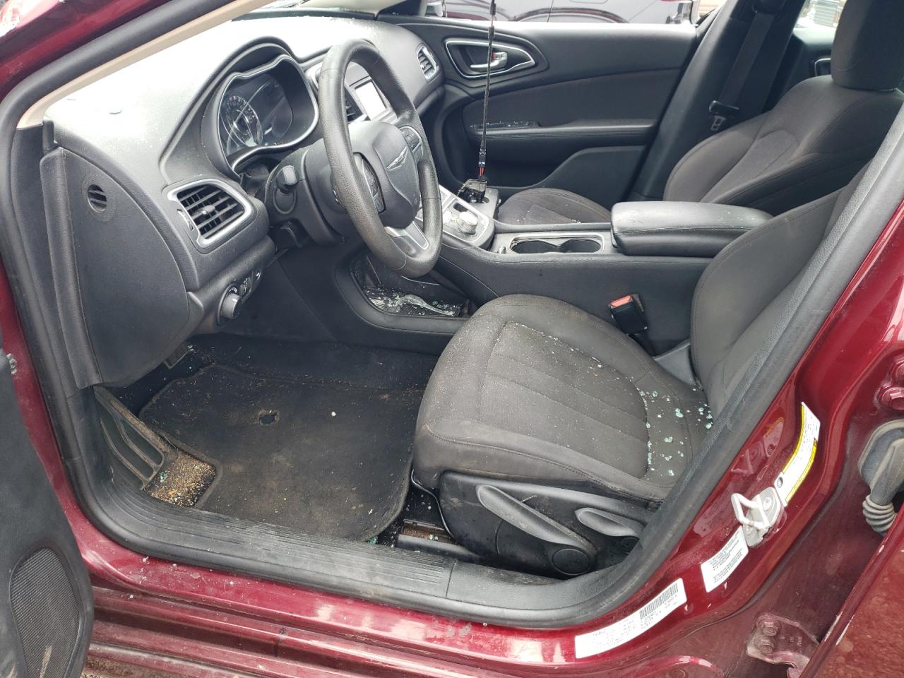 2015 Chrysler 200 Limited VIN: 1C3CCCAB4FN696710 Lot: 67660925