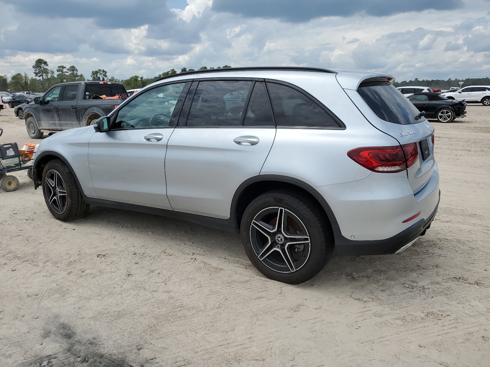 2022 Mercedes-Benz Glc 300 vin: W1N0G8DBXNG069484