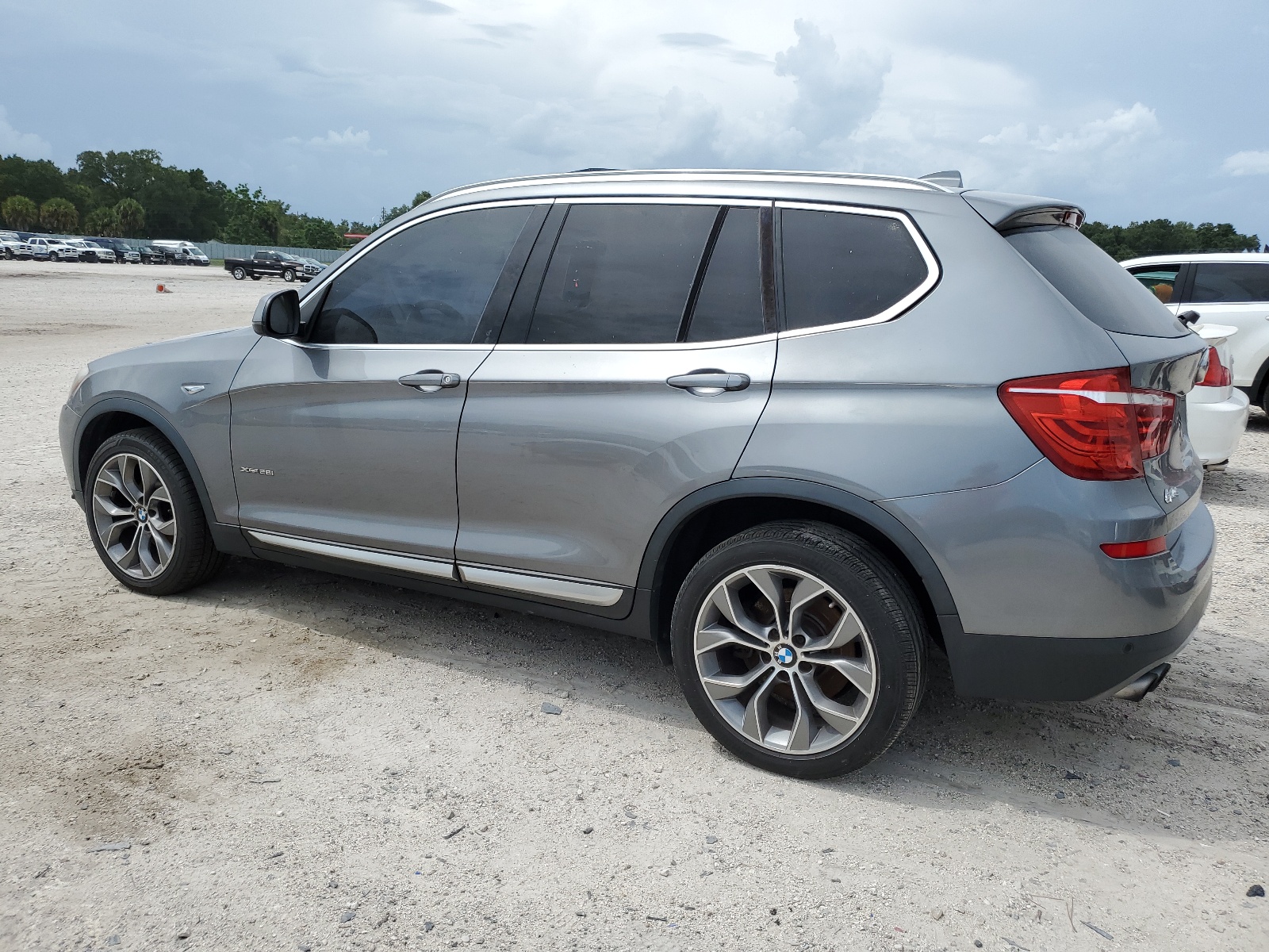 2015 BMW X3 xDrive28I vin: 5UXWX9C51F0D44691