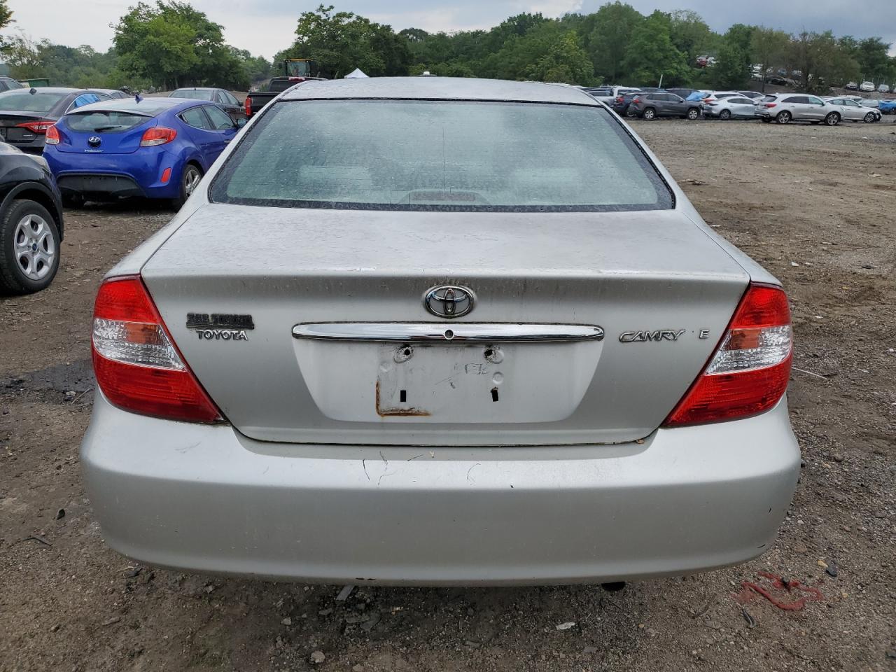 2003 Toyota Camry Le VIN: 4T1BE32K93U204833 Lot: 64666664