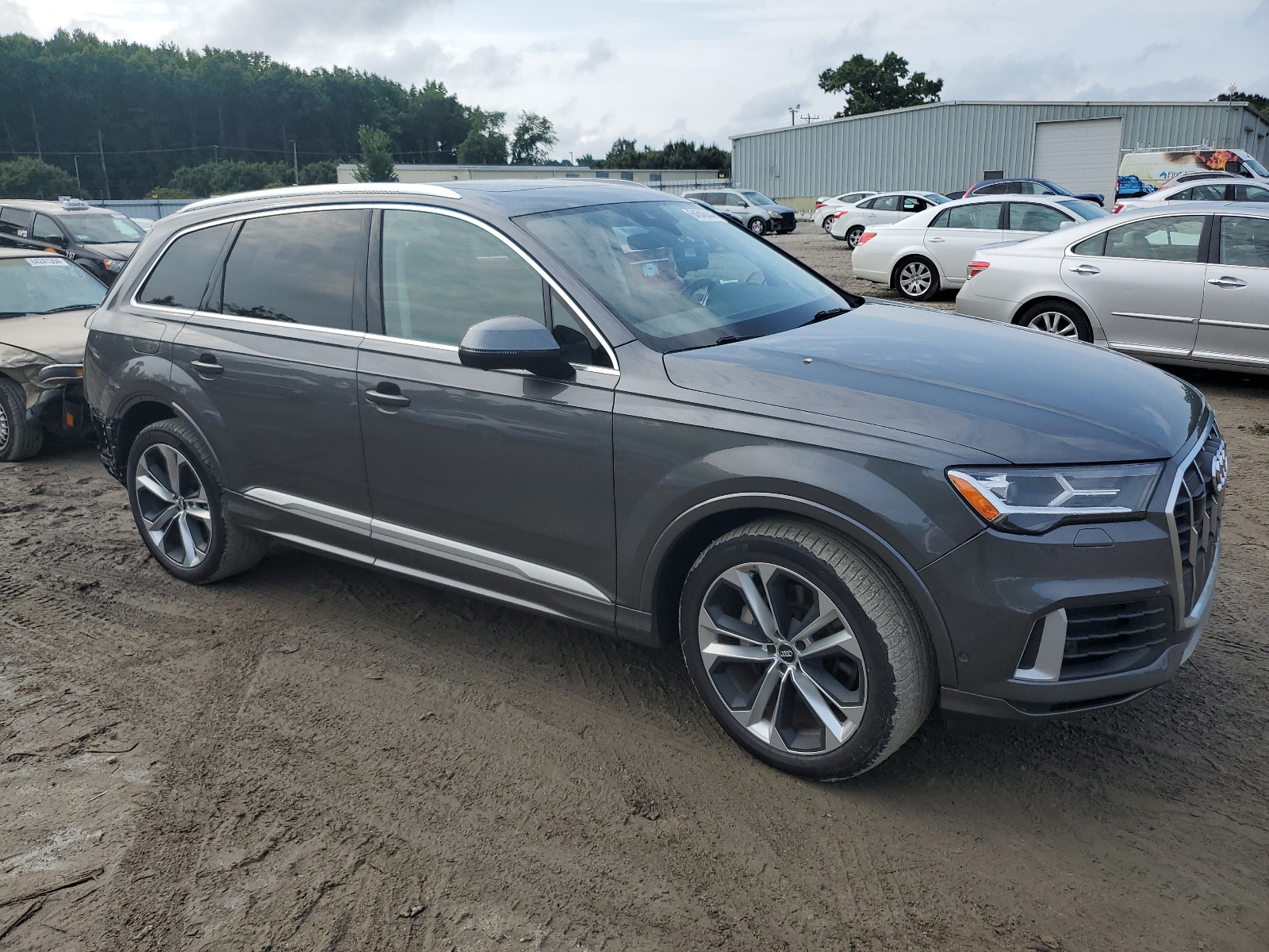 WA1LXAF73LD002268 2020 Audi Q7 Premium Plus