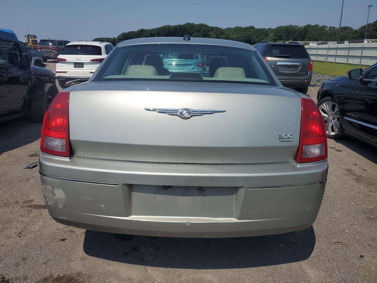 2005 Chrysler 300 Touring VIN: 2C3AA53G35H119420 Lot: 62944914