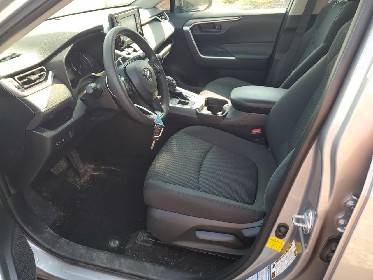 2019 Toyota Rav4 Le VIN: JTMF1RFV2KD035052 Lot: 62286014