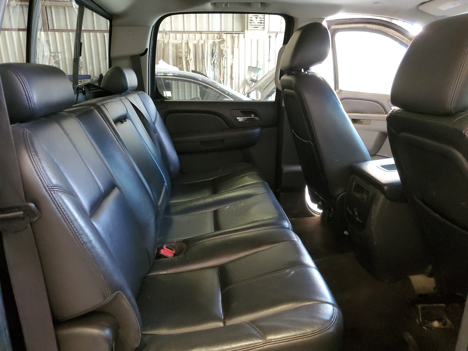 1GC1KYC83BF111768 2011 Chevrolet Silverado K2500 Heavy Duty Ltz