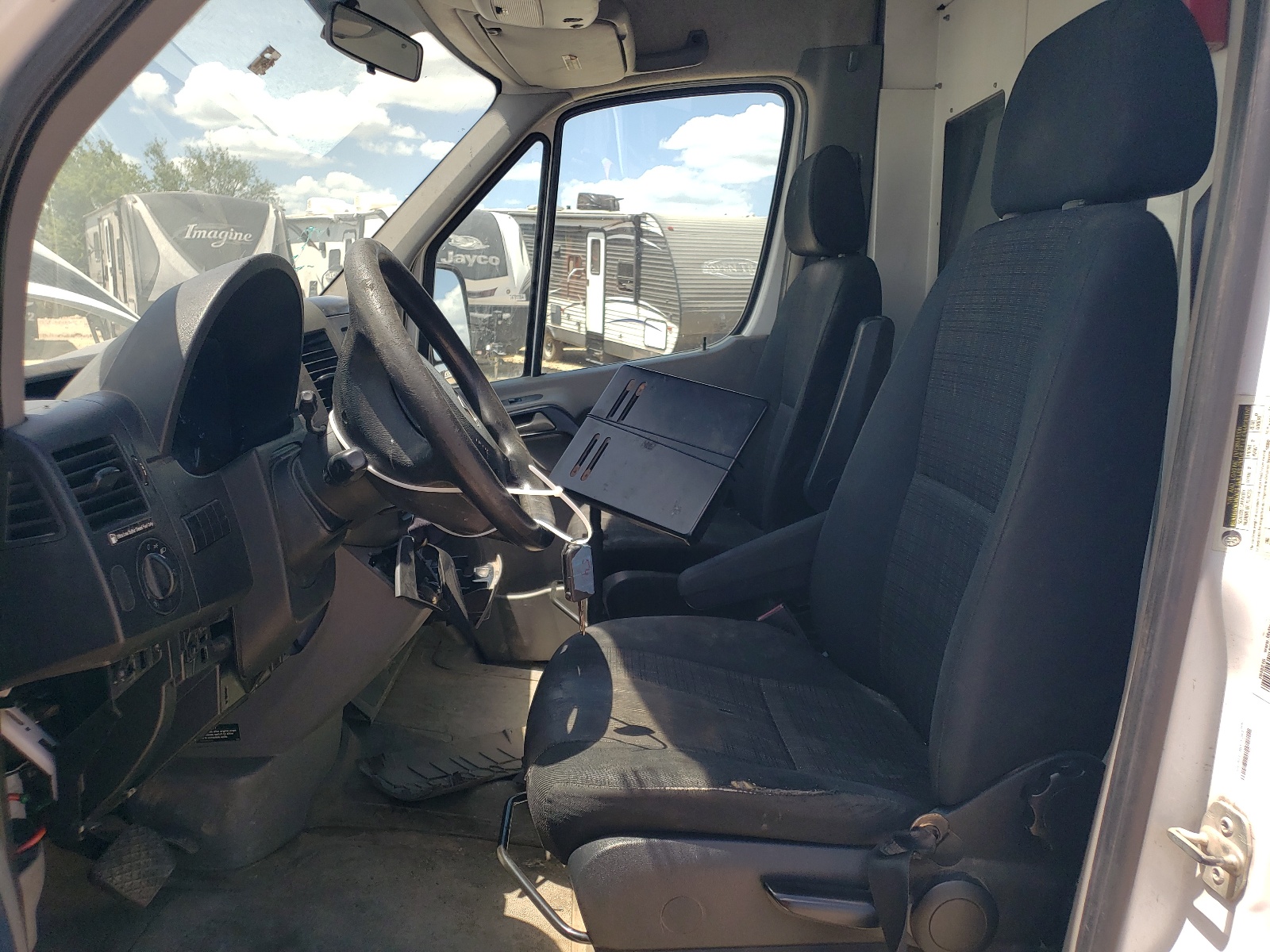 WD3PE7DC4E5922661 2014 Mercedes-Benz Sprinter 2500