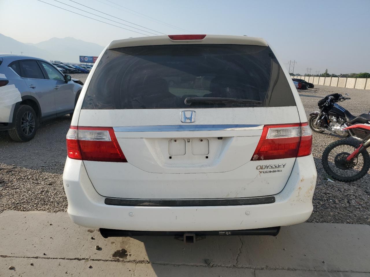 2005 Honda Odyssey Touring VIN: 5FNRL38865B099927 Lot: 65597834