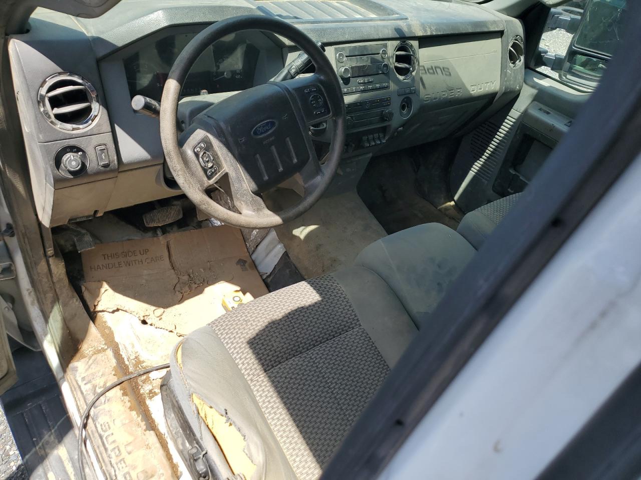 2015 Ford F550 Super Duty VIN: 1FDUF5GT2FEB12710 Lot: 61461824