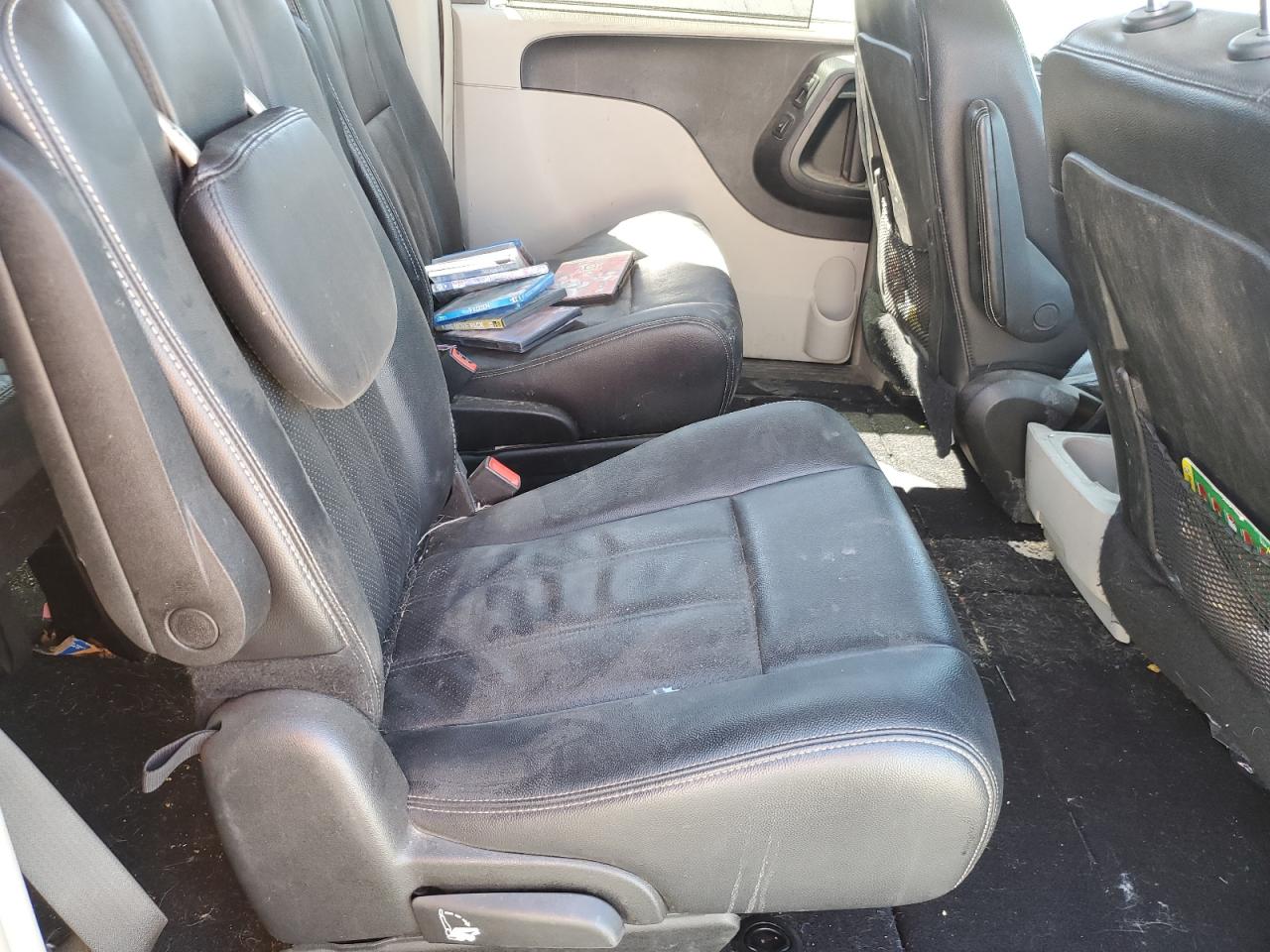 2014 Chrysler Town & Country Touring L VIN: 2C4RC1CG8ER312447 Lot: 63116024