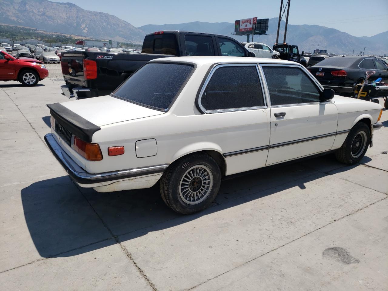 1981 BMW 320 I VIN: WBAAG3302B8023701 Lot: 62423864