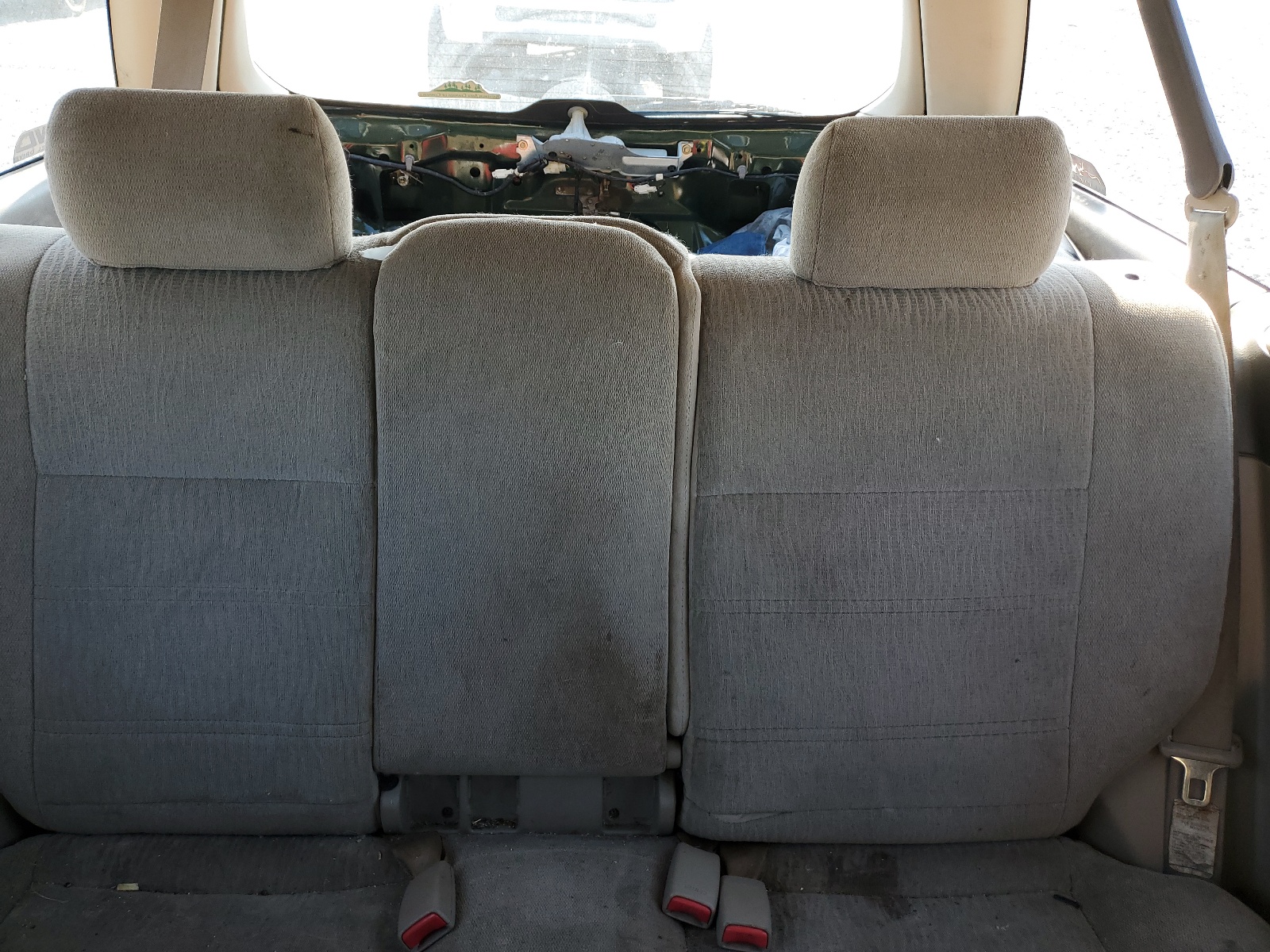 4S3BH6659Y7619853 2000 Subaru Legacy Outback