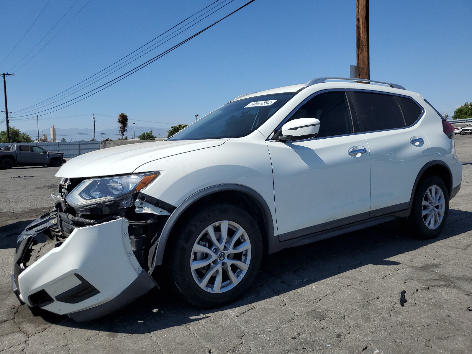 2018 Nissan Rogue S vin: KNMAT2MT5JP536625