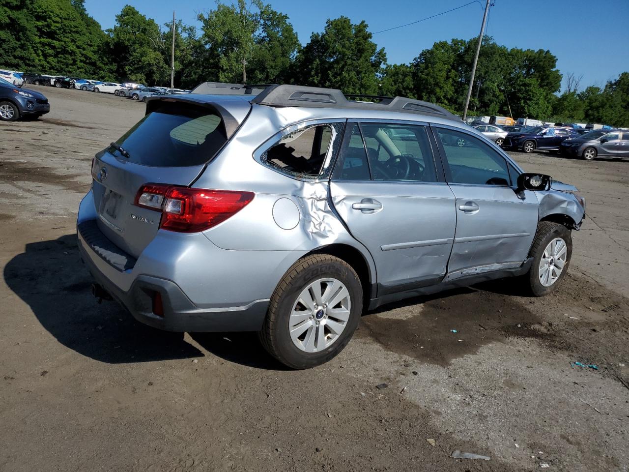 2018 Subaru Outback 2.5I VIN: 4S4BSAAC1J3273669 Lot: 64172174