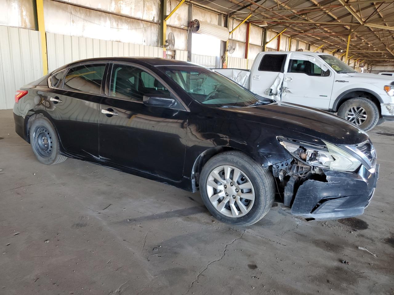 2016 Nissan Altima - Image 4