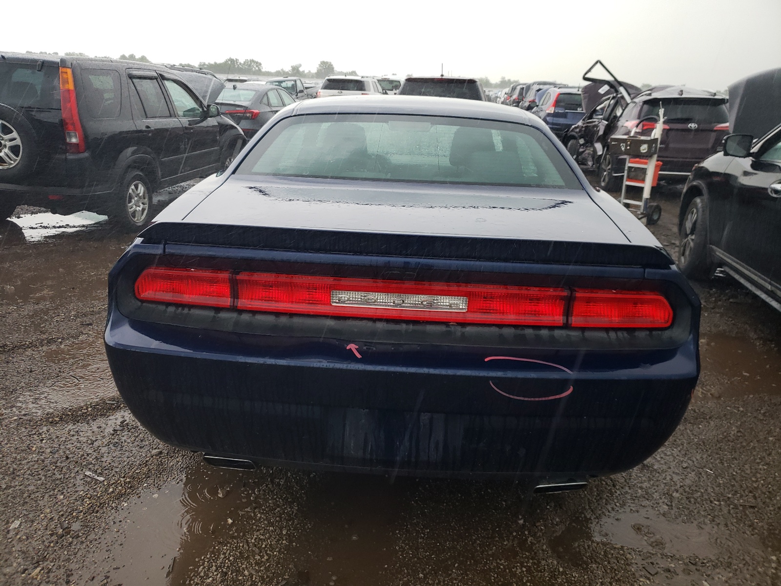 2C3CDYAG1DH718805 2013 Dodge Challenger Sxt