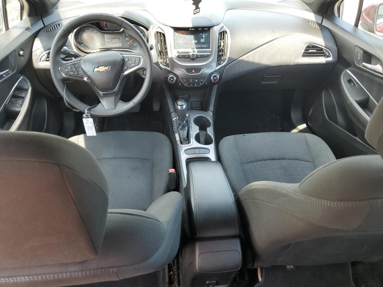 3G1BE6SM6HS584088 2017 Chevrolet Cruze Lt