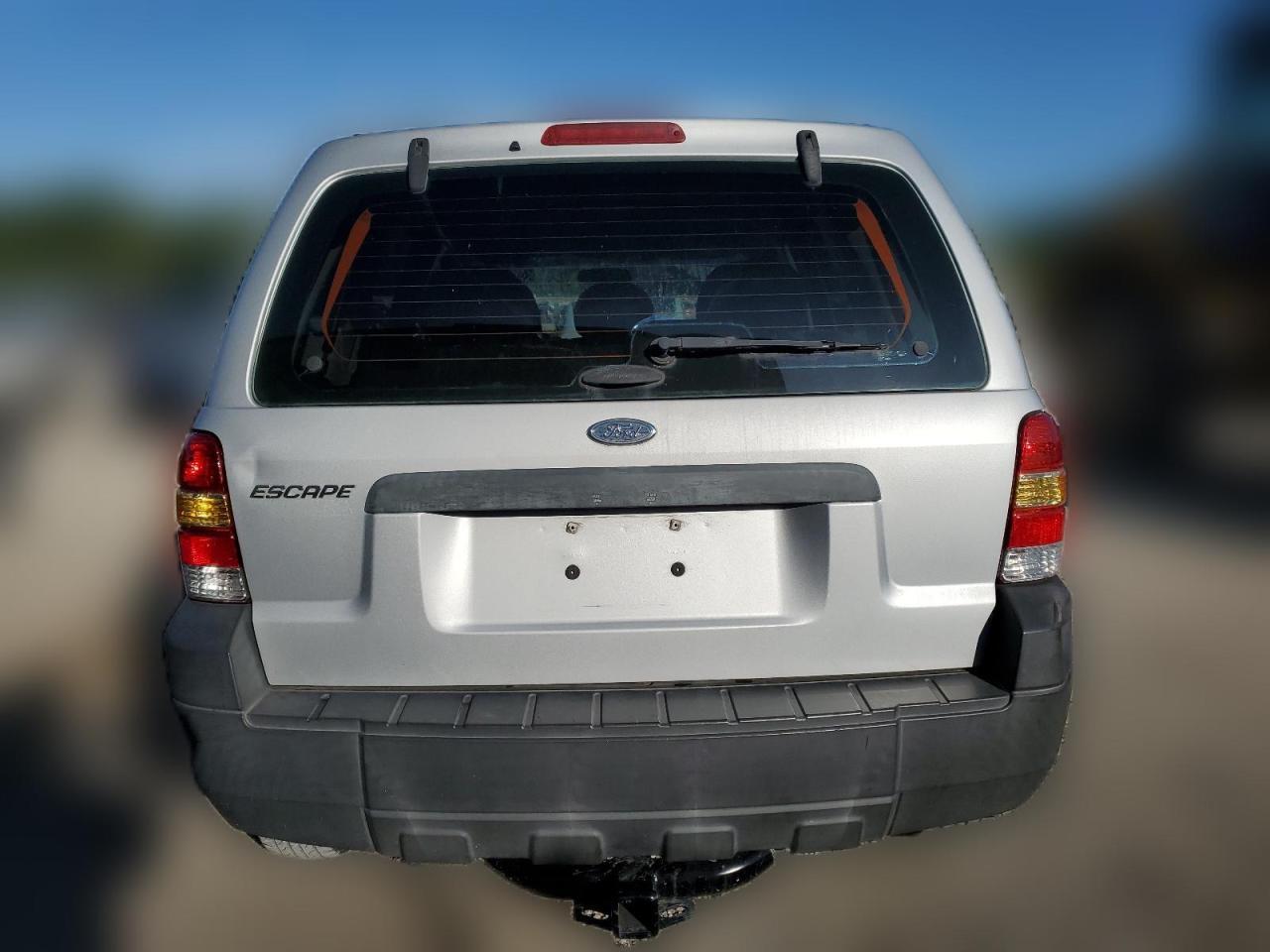 2005 Ford Escape Xls VIN: 1FMYU02Z85KC23025 Lot: 62389174