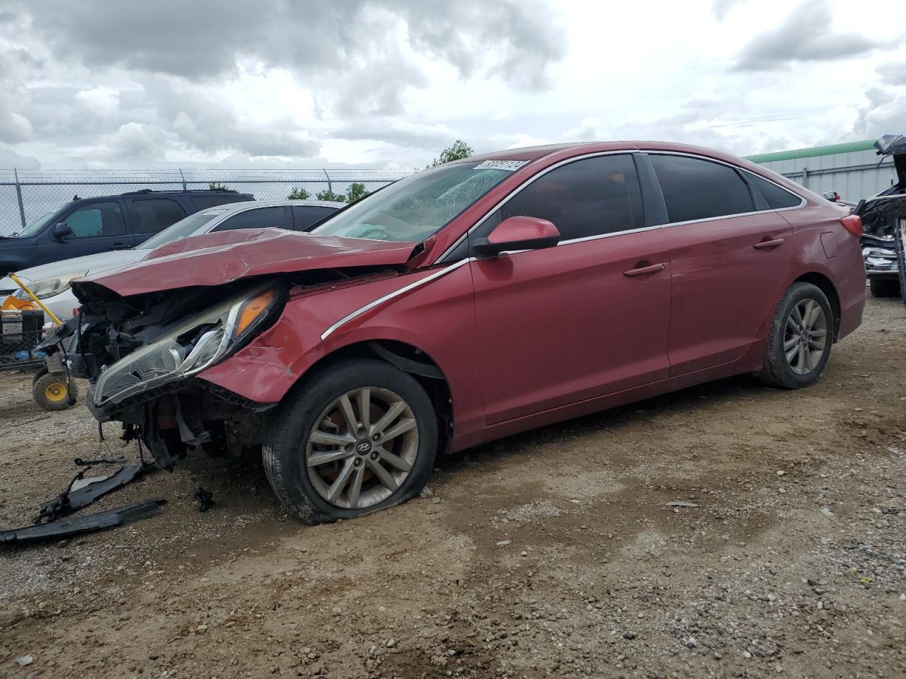 5NPE24AF2GH360085 2016 HYUNDAI SONATA - Image 1