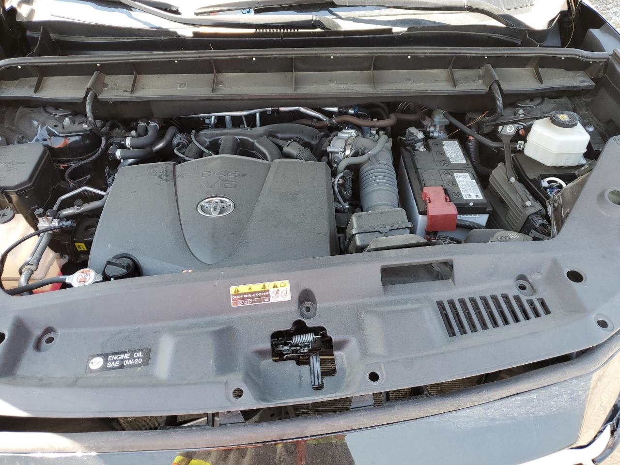 2022 Toyota Highlander Xle VIN: 5TDHZRBH8NS563334 Lot: 65129174