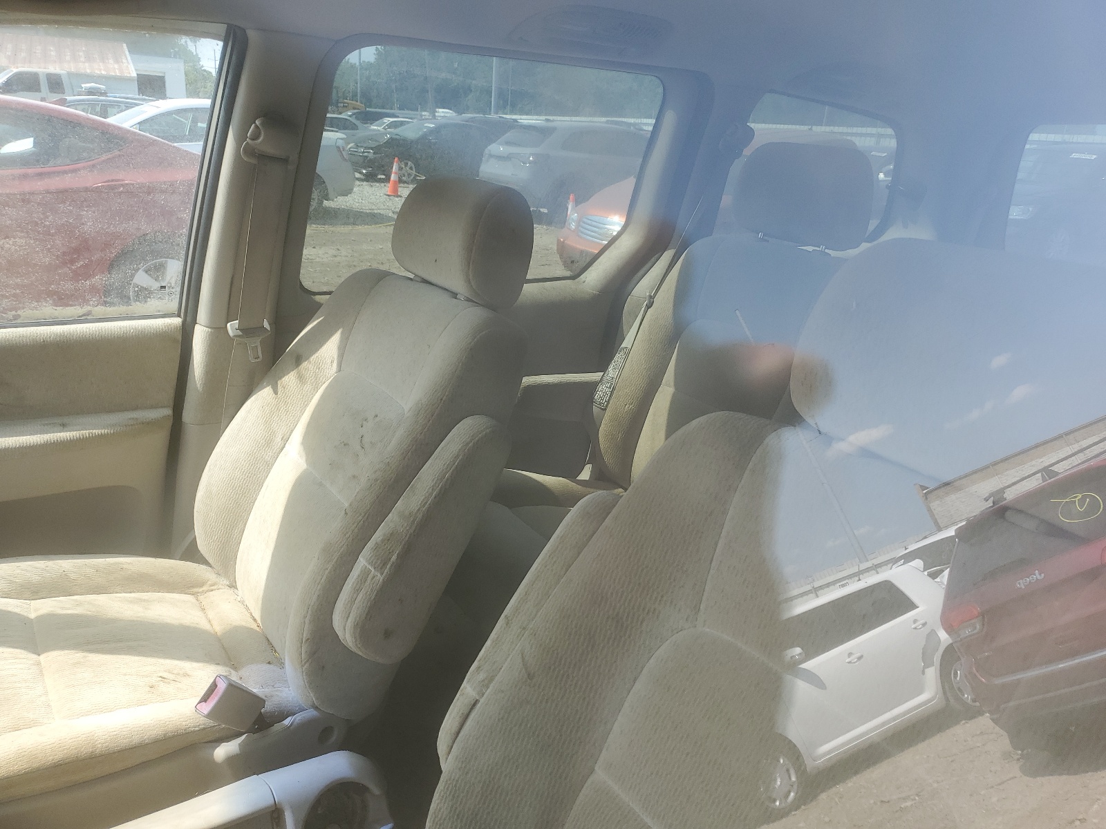 KNDUP132956684700 2005 Kia Sedona Ex