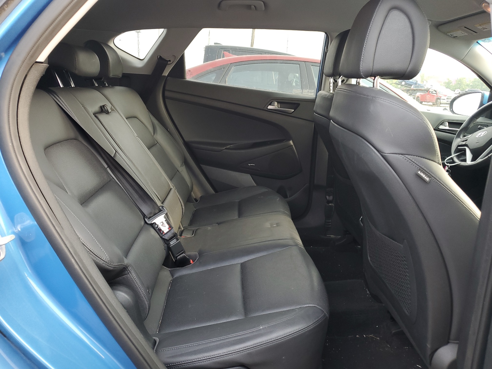 KM8J33A48JU694053 2018 Hyundai Tucson Sel