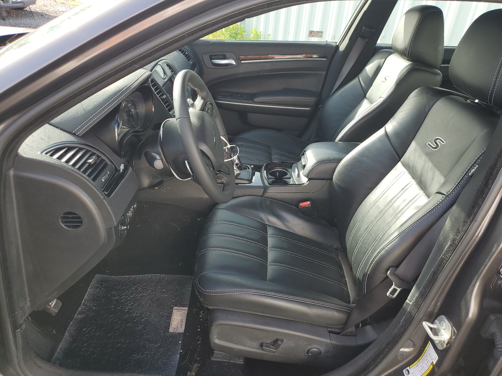 2C3CCABG0PH641096 2023 Chrysler 300 S