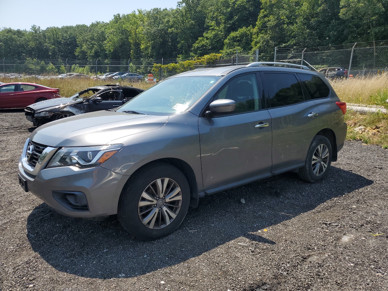 2019 Nissan Pathfinder S vin: 5N1DR2MM7KC644155