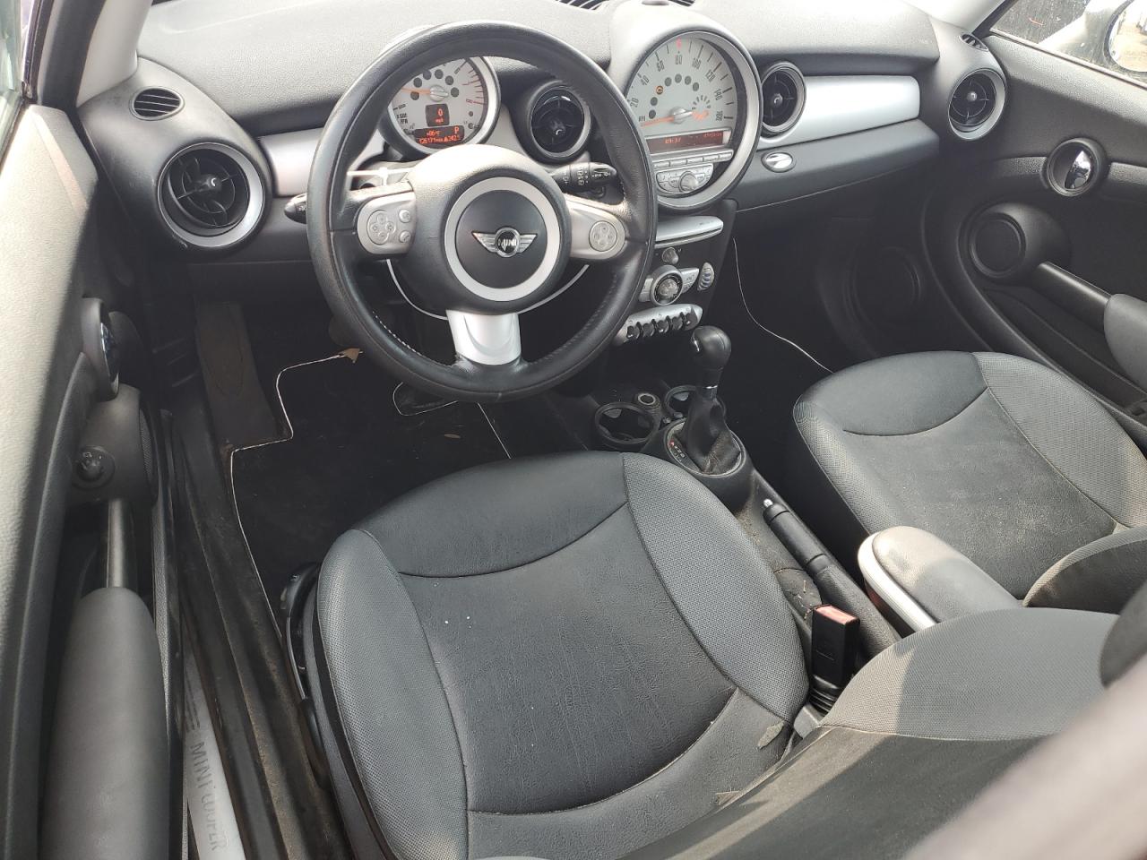 2009 Mini Cooper Clubman VIN: WMWML33579TX35505 Lot: 63341974