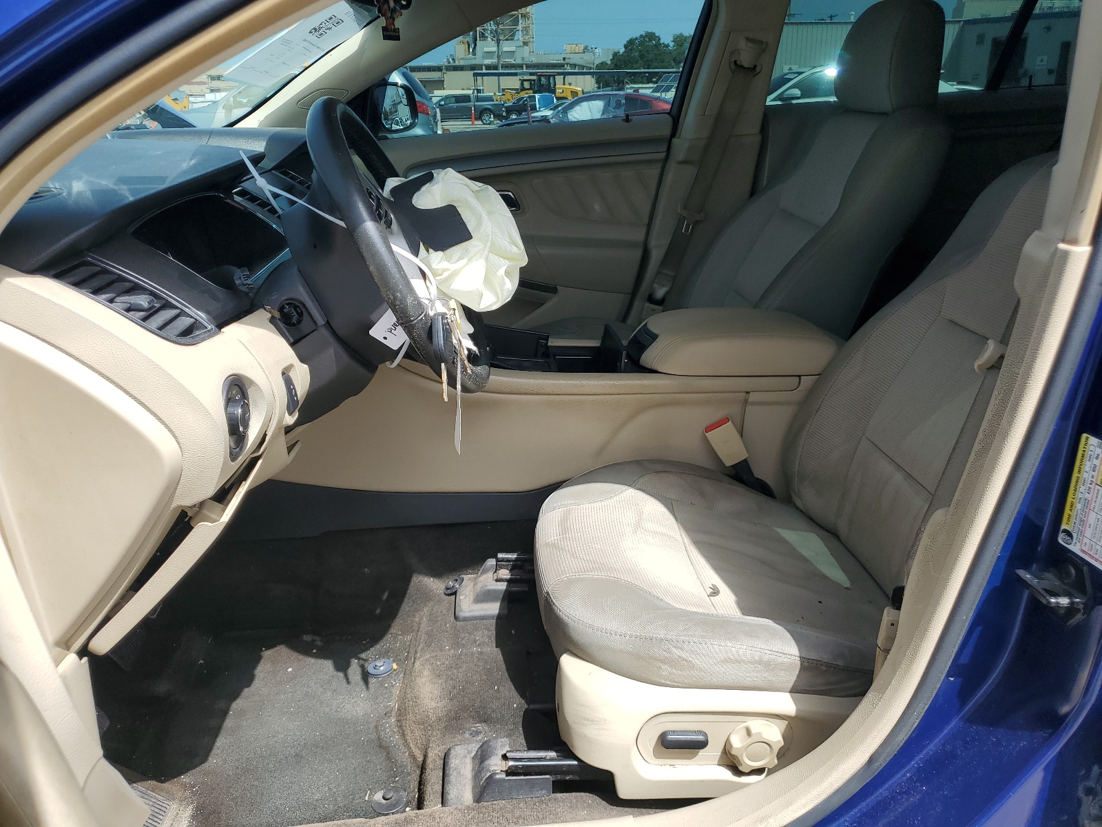 1FAHP2E89DG204078 2013 Ford Taurus Sel