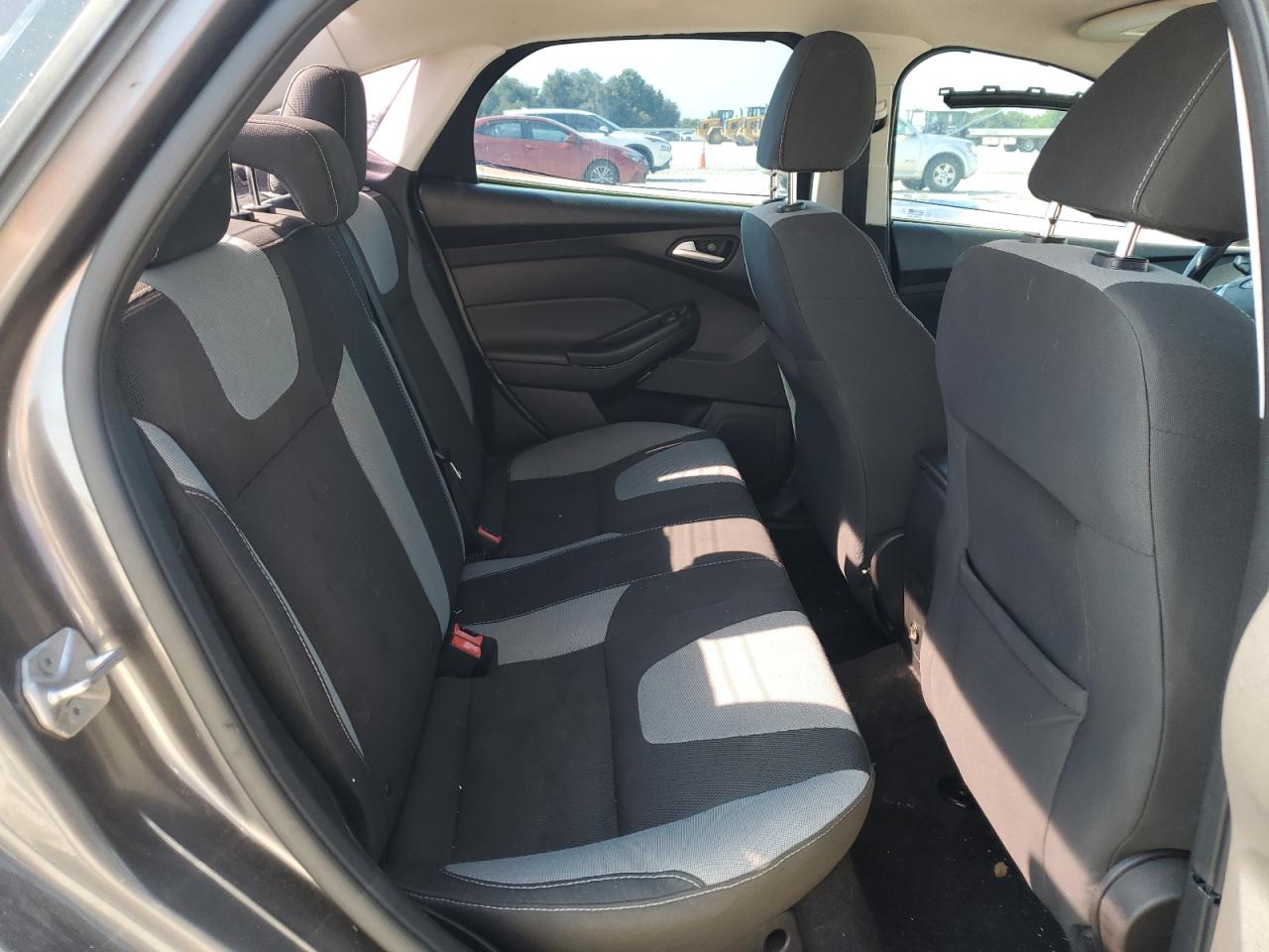 2014 Ford Focus Se VIN: 1FADP3F27EL130716 Lot: 63832874