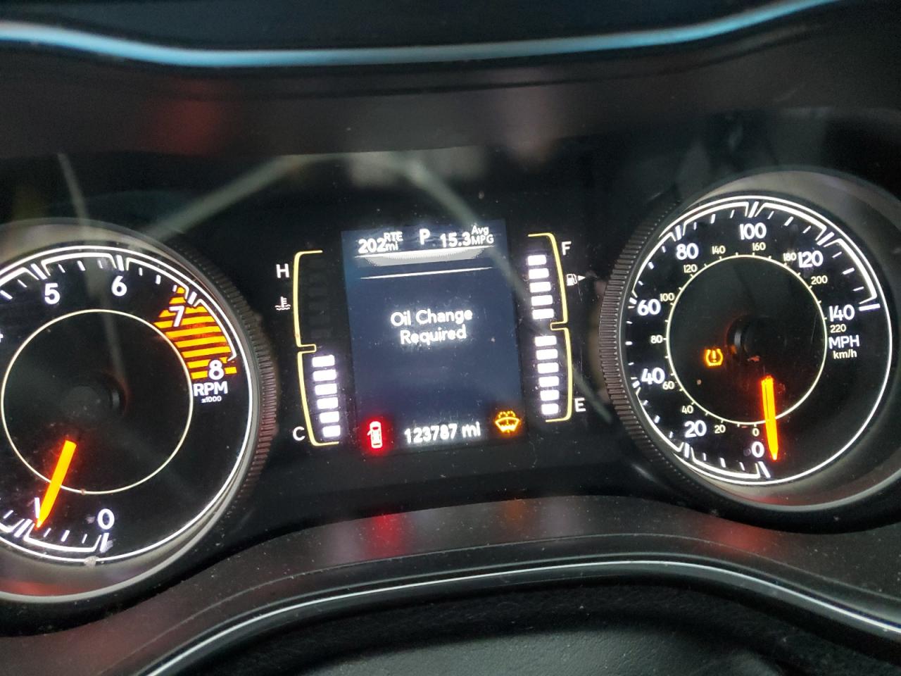 2019 Jeep Cherokee Latitude VIN: 1C4PJMCXXKD103319 Lot: 61322484