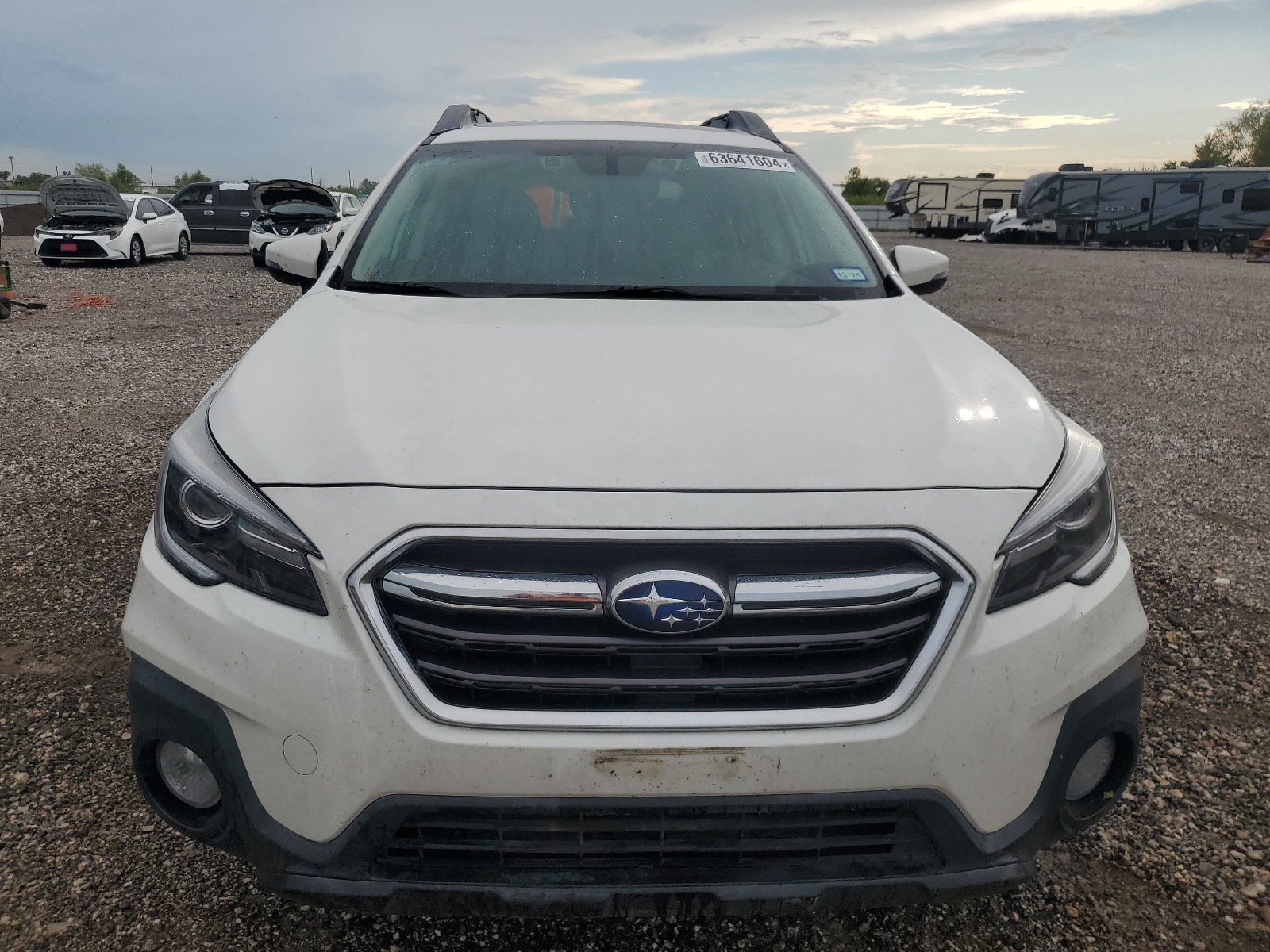 4S4BSANC9J3272716 2018 Subaru Outback 2.5I Limited