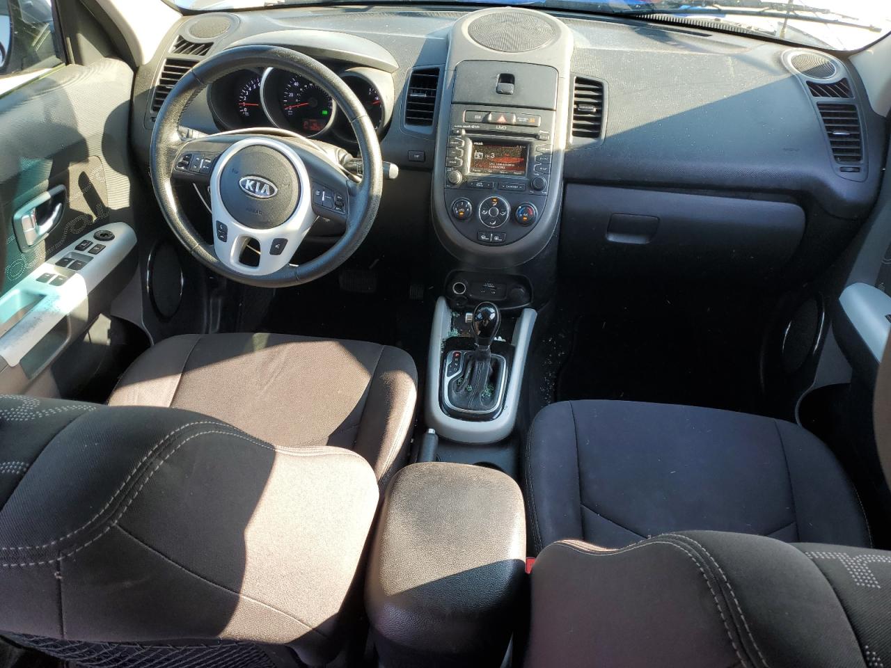 2012 Kia Soul + VIN: KNDJT2A69C7363421 Lot: 62311674