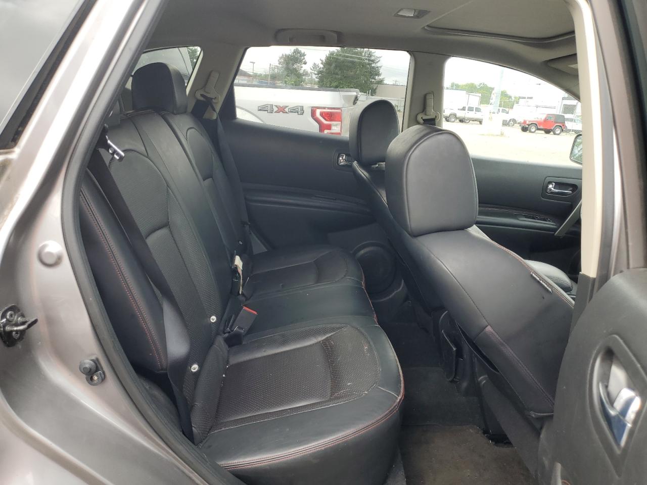 2011 Nissan Rogue S VIN: JN8AS5MV6BW268153 Lot: 64786294