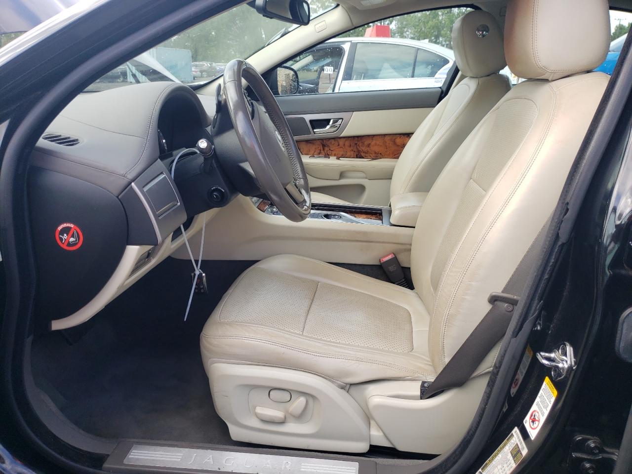 2011 Jaguar Xf Premium VIN: SAJWA0GB8BLS01582 Lot: 65133214