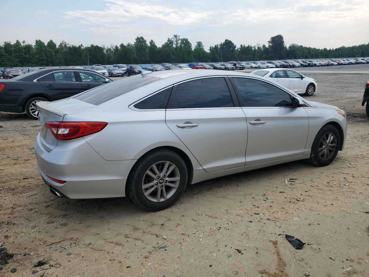 2015 Hyundai Sonata Se VIN: 5NPE24AF6FH203819 Lot: 60357894