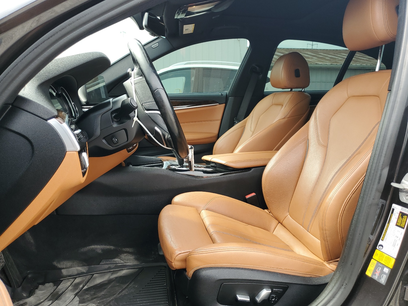 WBAJB1C56JG624077 2018 BMW 530Xe