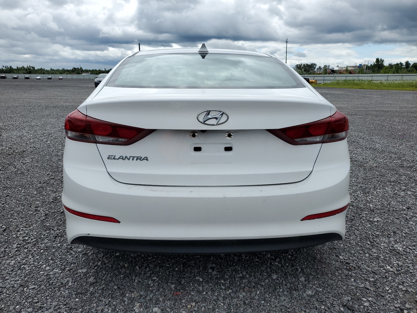 KMHD84LF9HU209867 2017 Hyundai Elantra Se