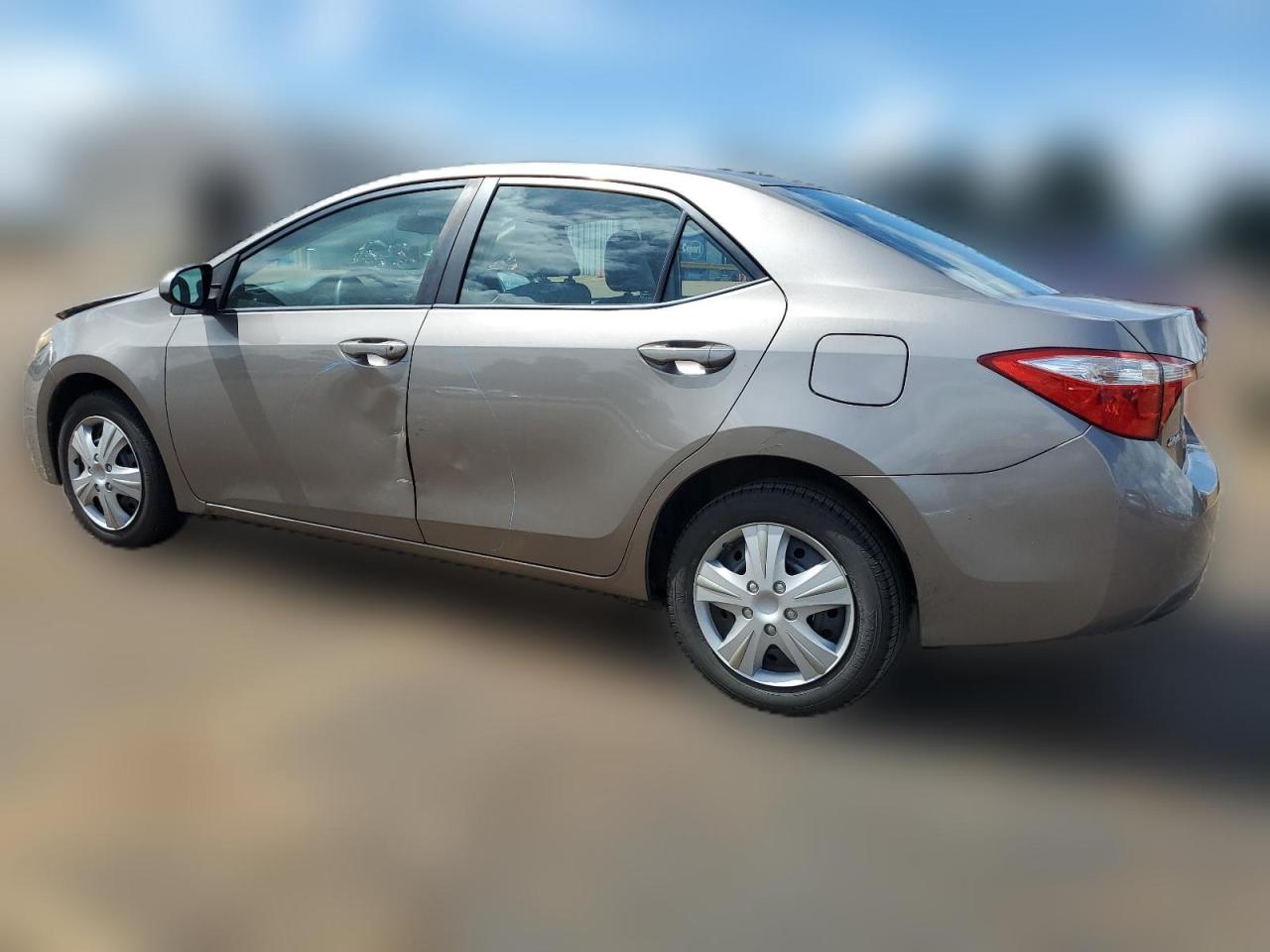 2015 Toyota Corolla - Image 2