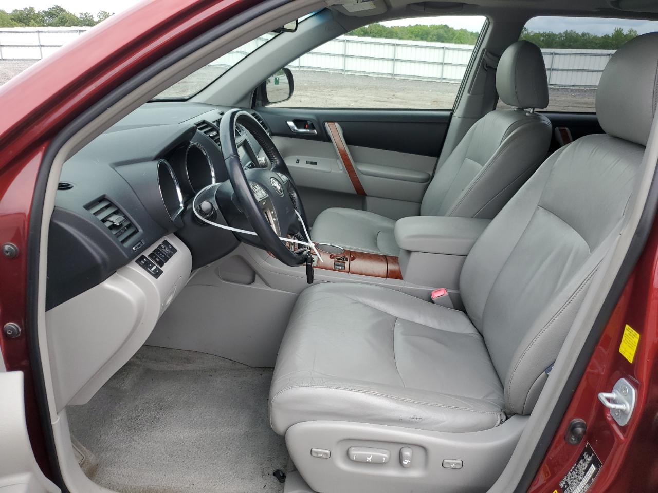 2009 Toyota Highlander Limited VIN: JTEES42AX92151096 Lot: 64859064