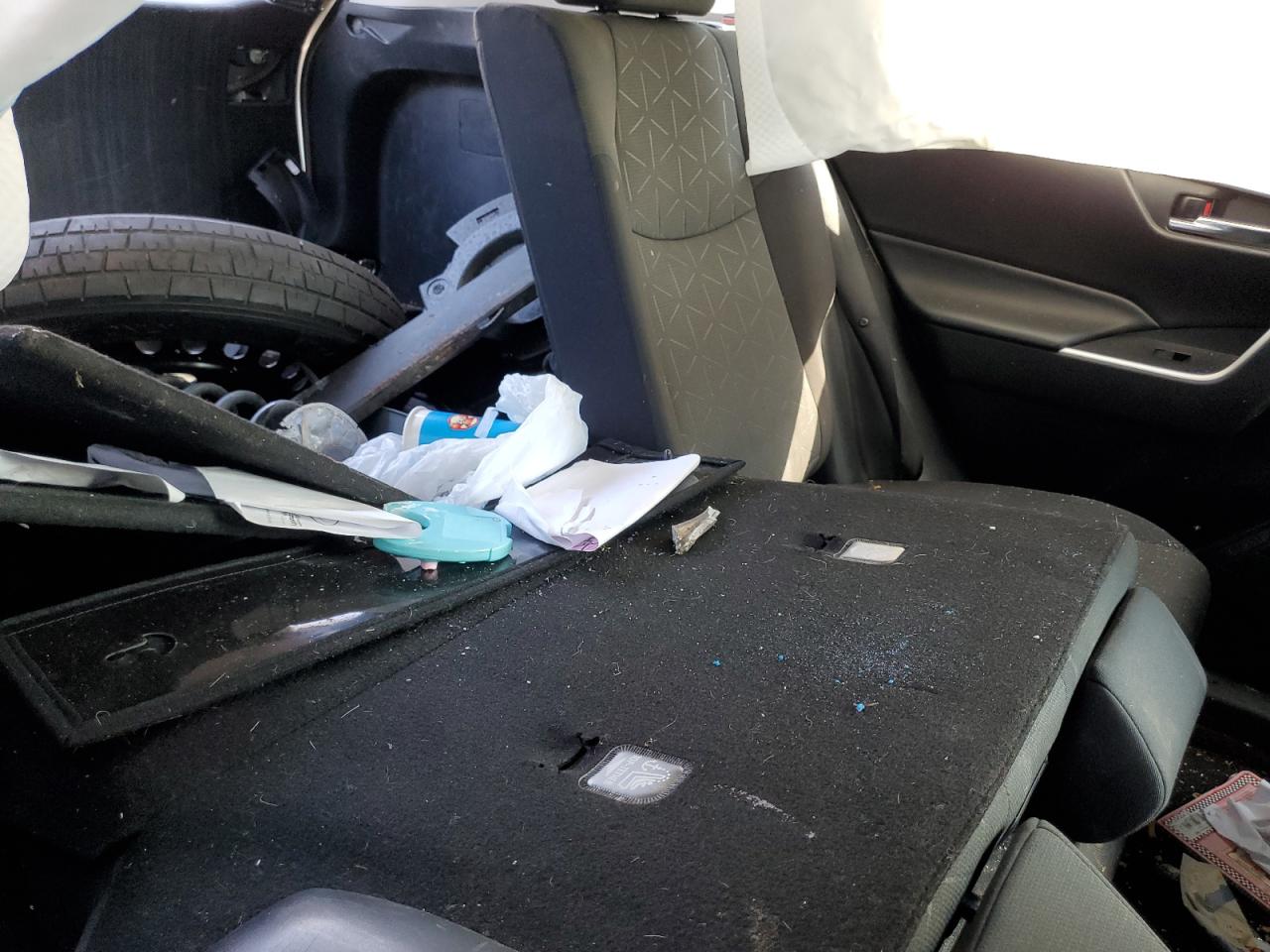 2020 Toyota Rav4 Xle VIN: 2T3P1RFV8LC088669 Lot: 61868614