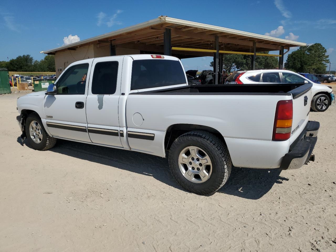 2002 Chevrolet Silverado - Image 2