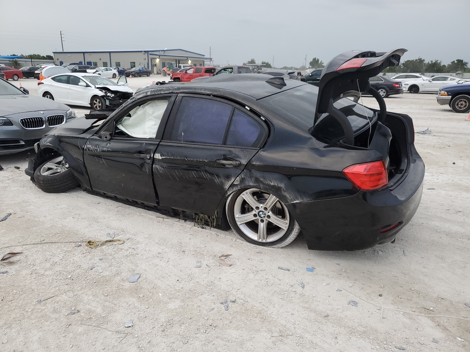 WBA3B1C52EK131640 2014 BMW 320 I